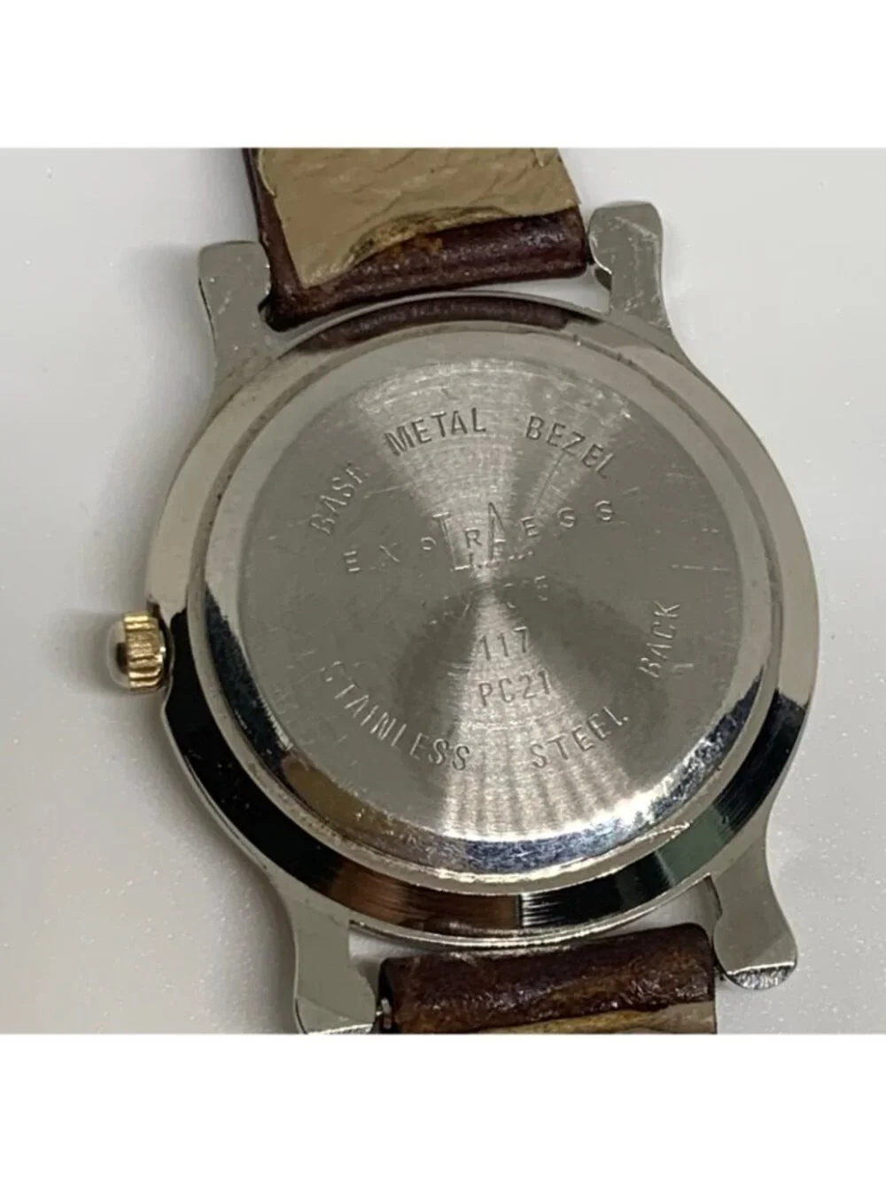 Vintage La express women’s silver gold tone watch 29mm quartz analog running